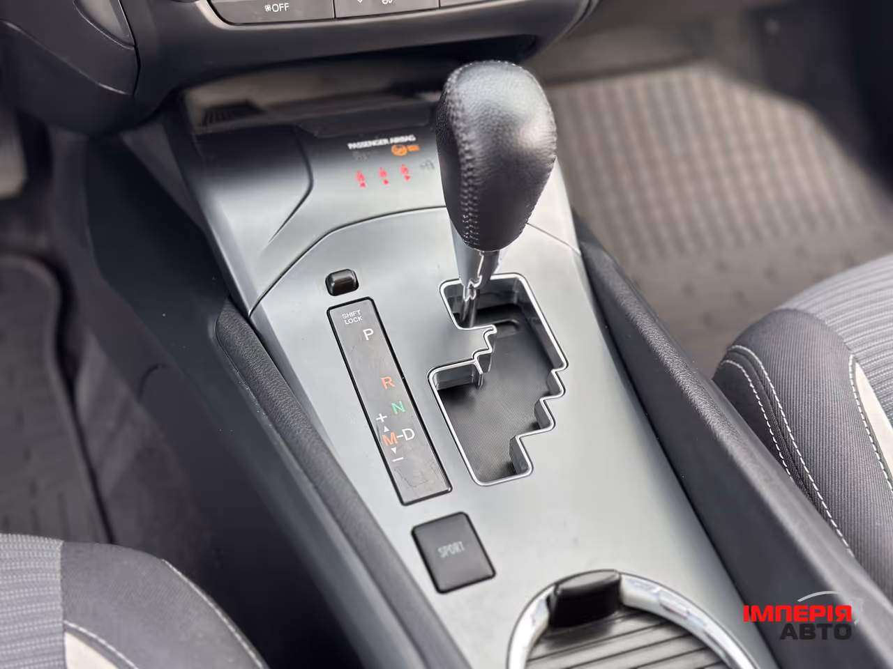 Toyota Avensis - фото 15