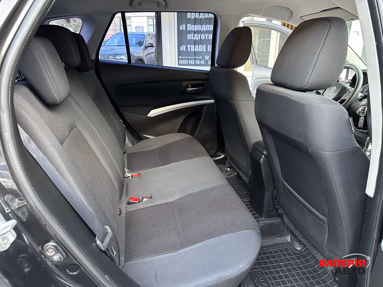 Suzuki SX4 - фото 10