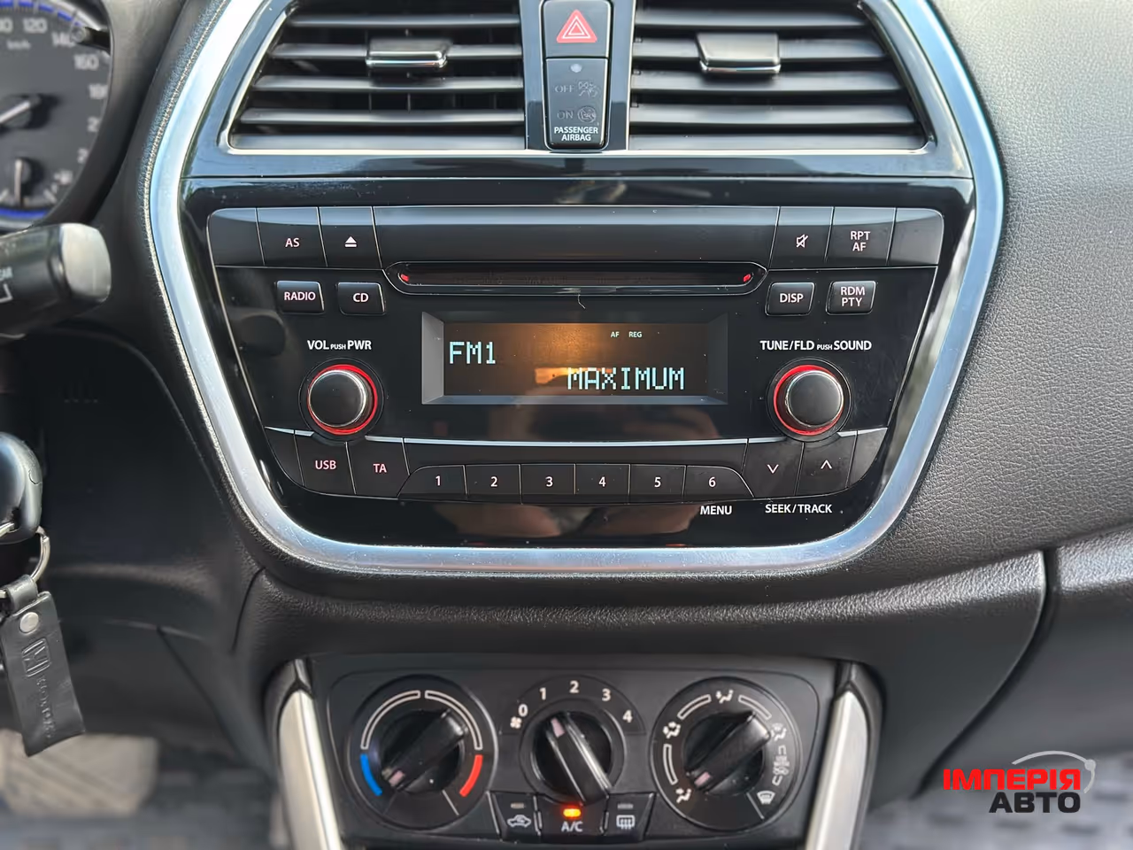 Suzuki SX4 - фото 16