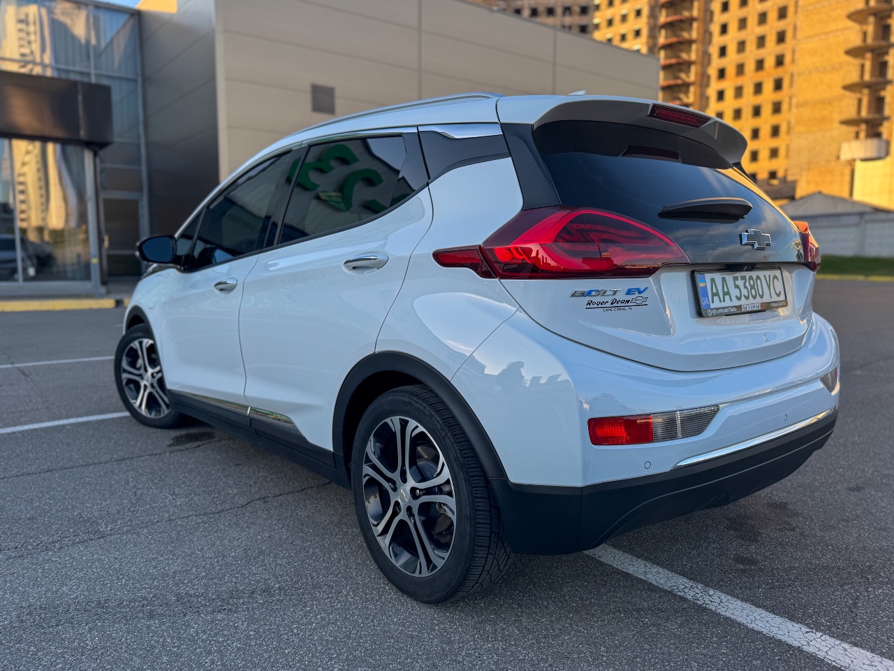 Chevrolet Bolt - фото 6