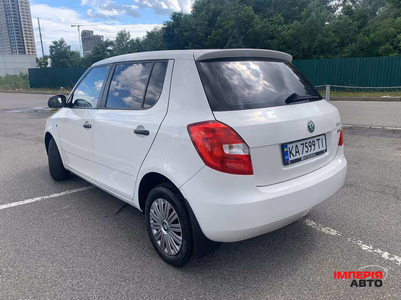 Skoda Fabia - фото 8