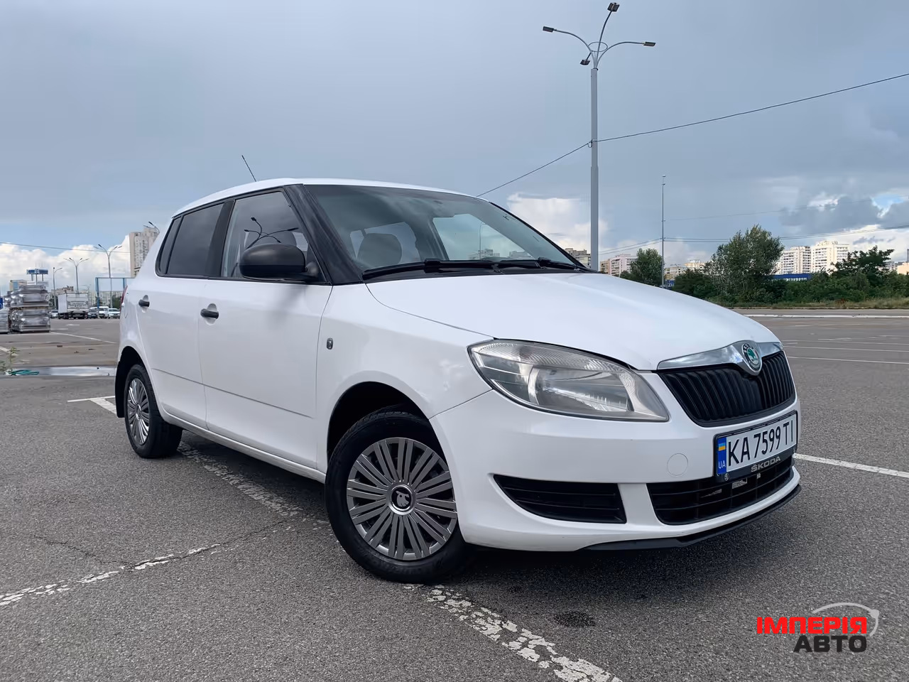 Skoda Fabia - фото 3