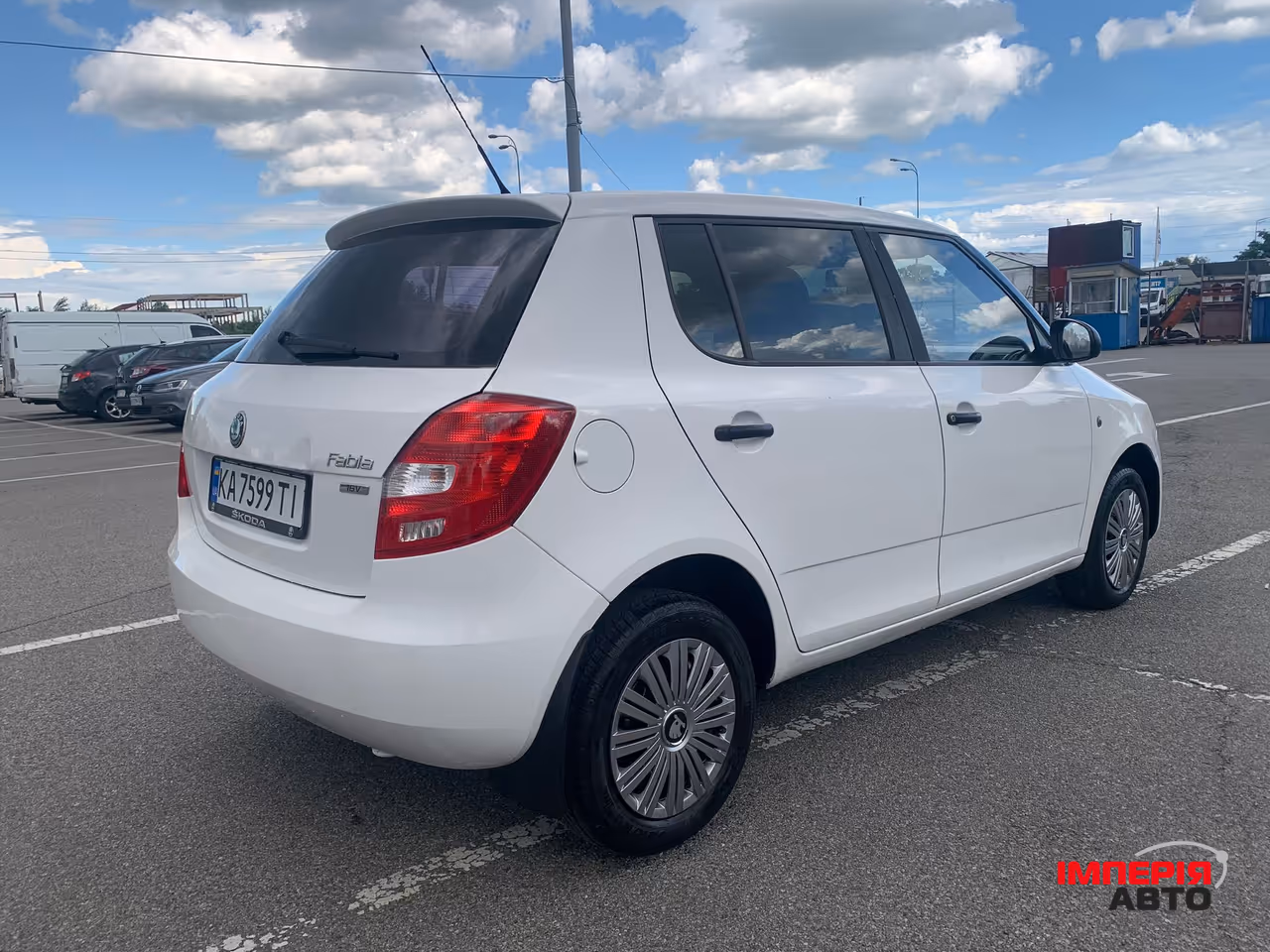 Skoda Fabia - фото 14