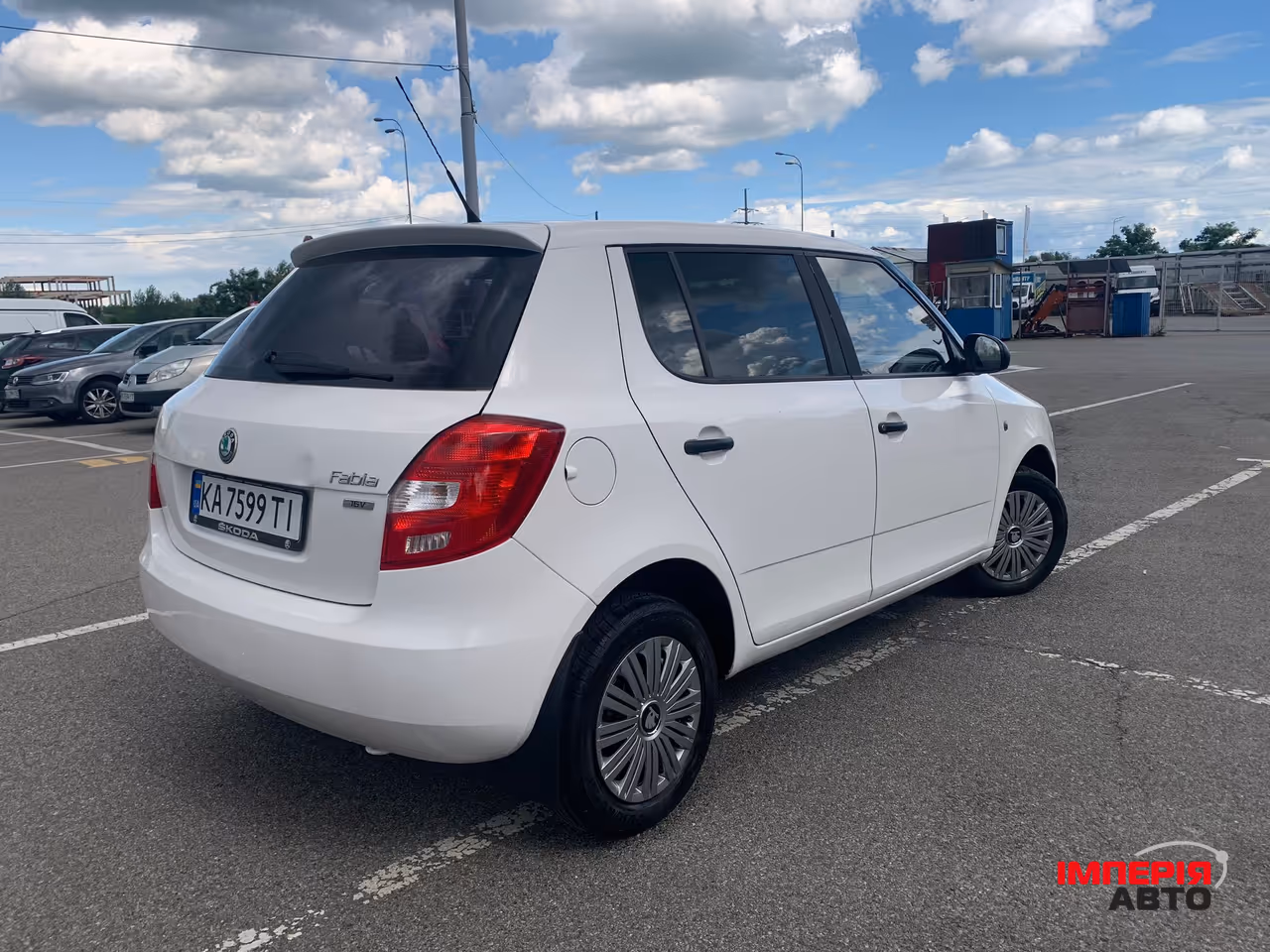 Skoda Fabia - фото 5