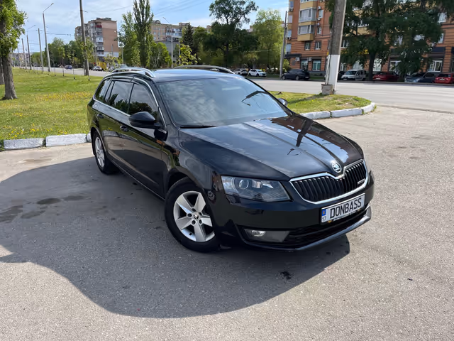 Skoda Octavia - фото 3