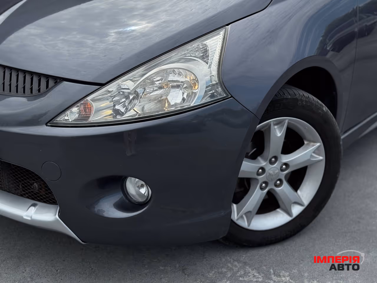 Mitsubishi Grandis - фото 2