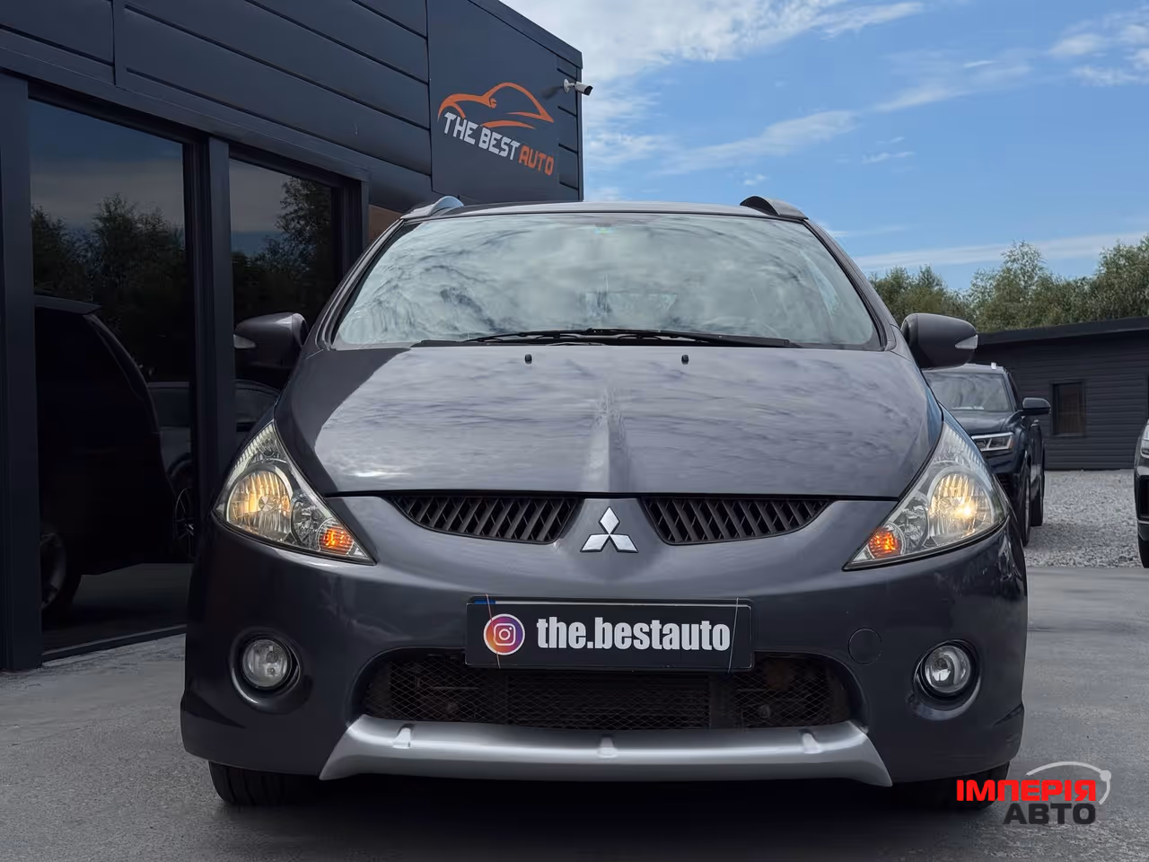 Mitsubishi Grandis - фото 6