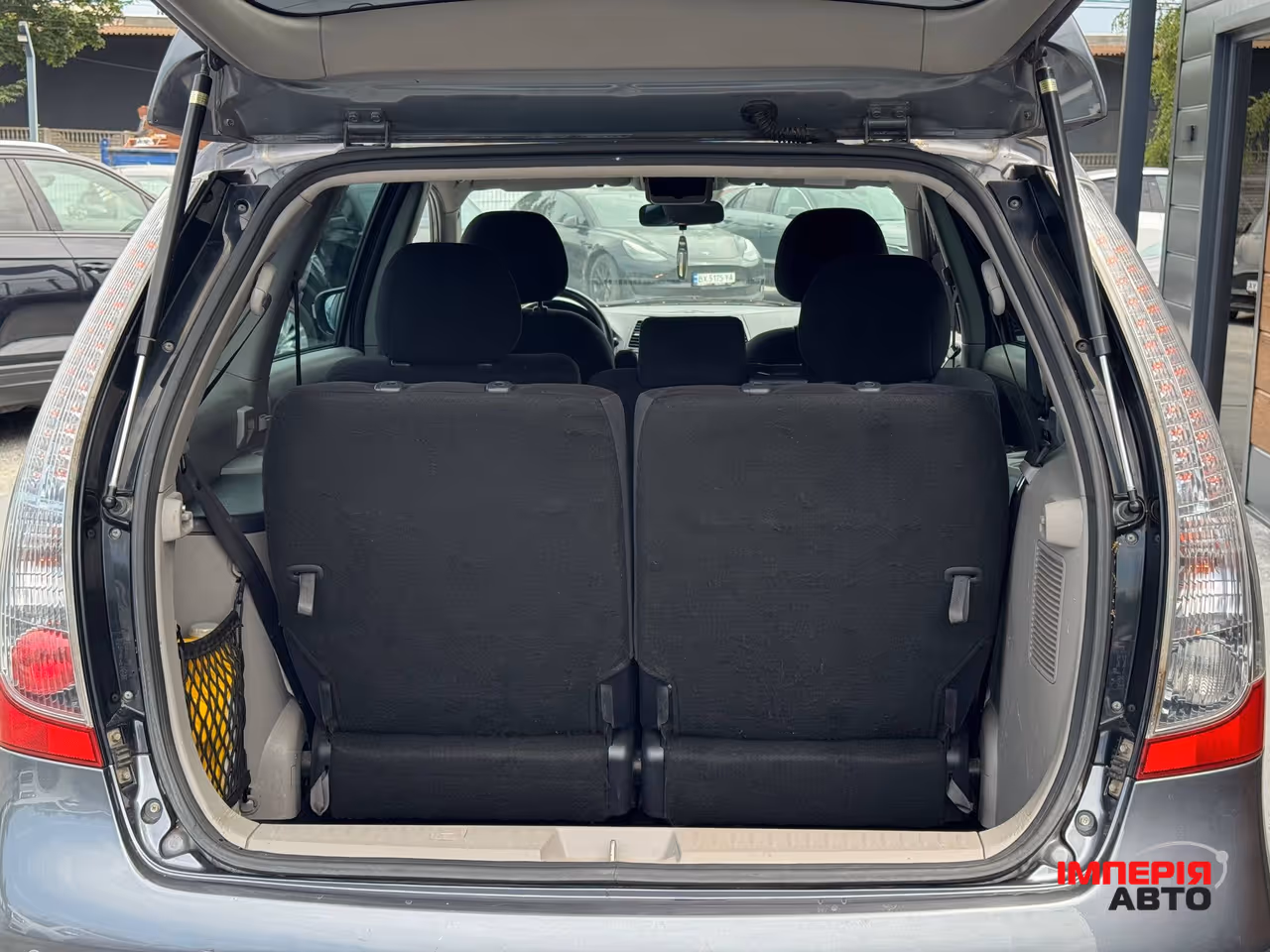 Mitsubishi Grandis - фото 16