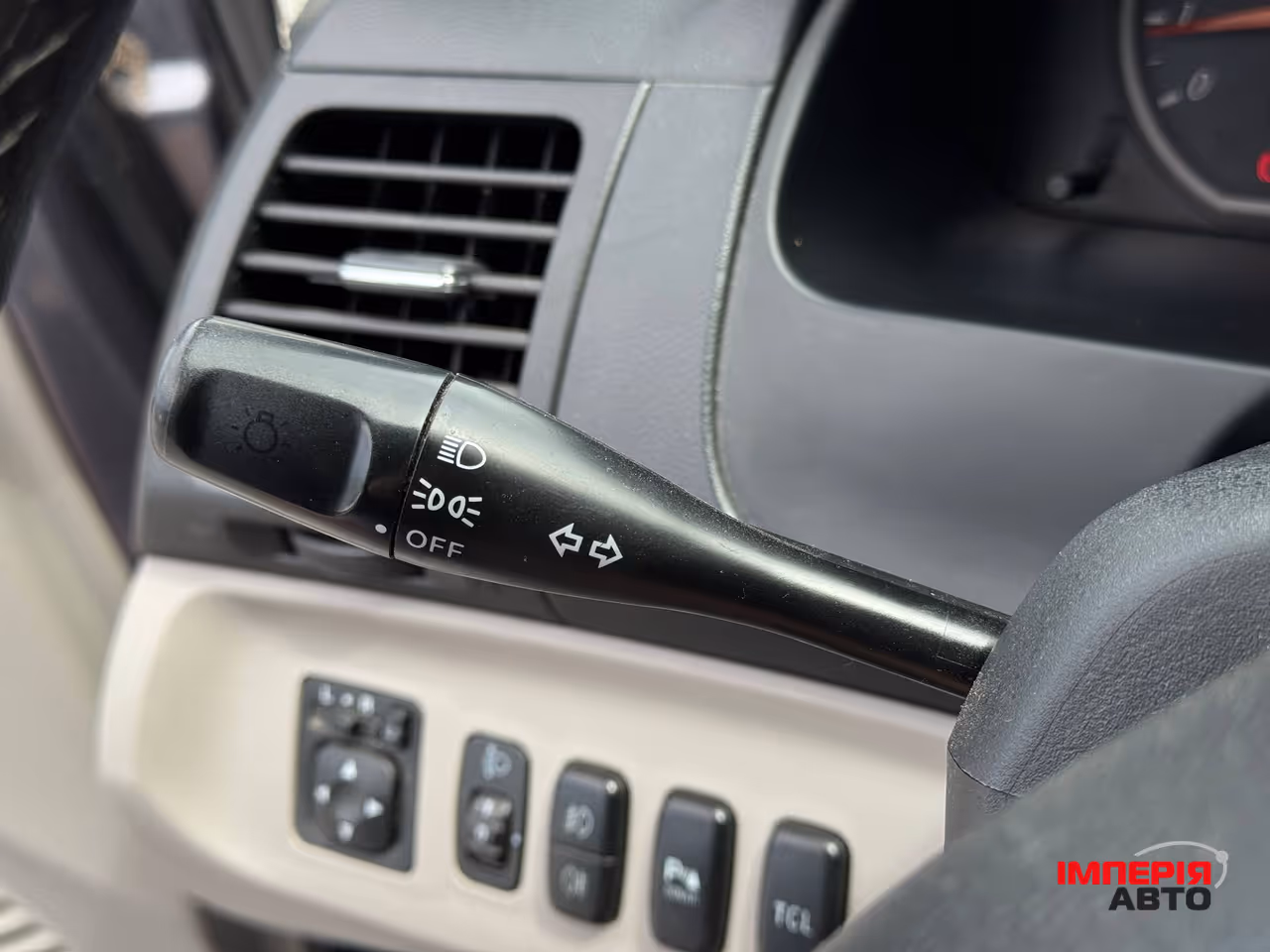 Mitsubishi Grandis - фото 32