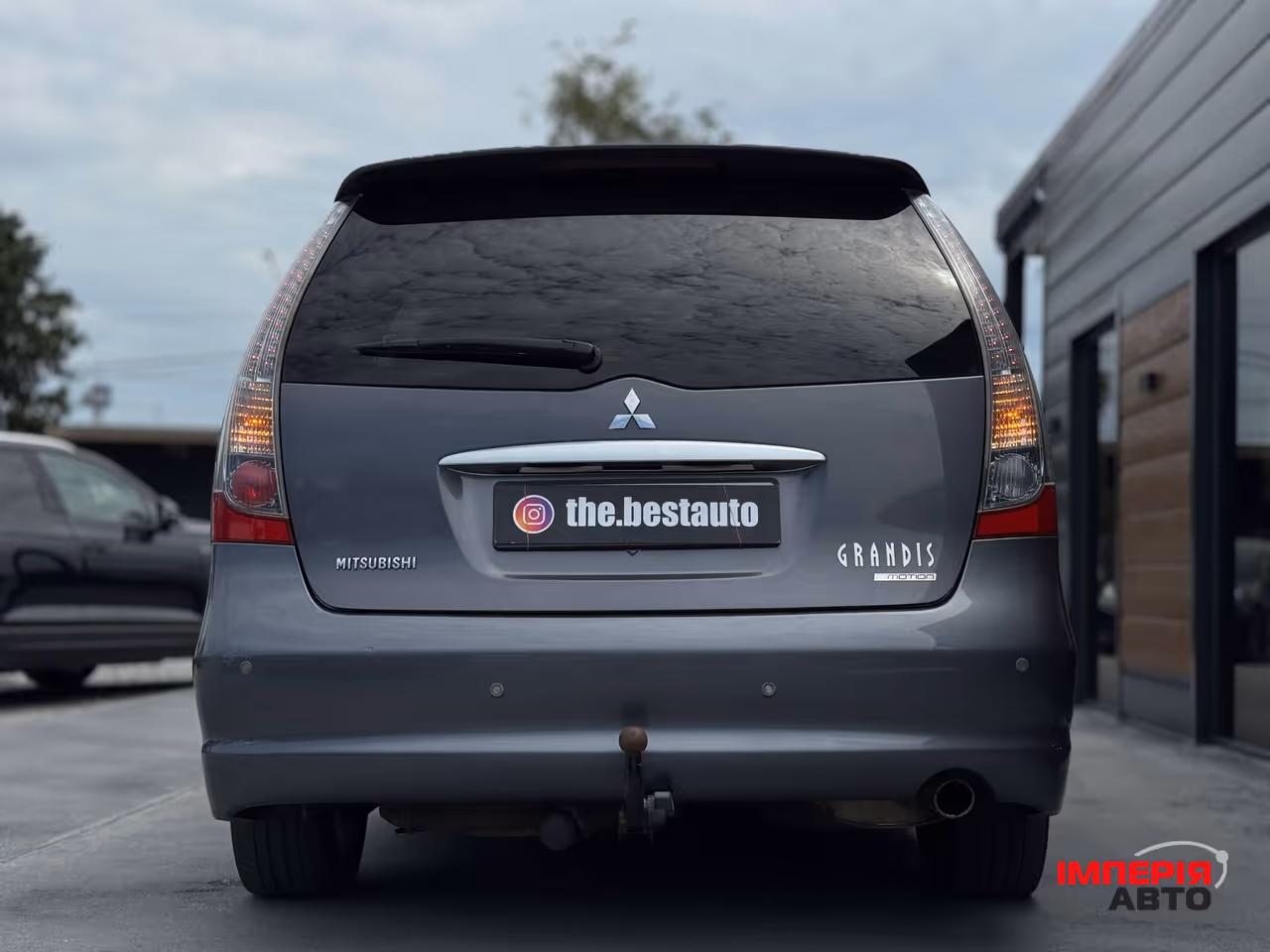 Mitsubishi Grandis - фото 14