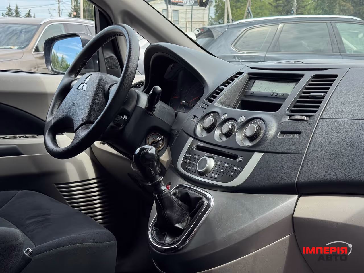 Mitsubishi Grandis - фото 57