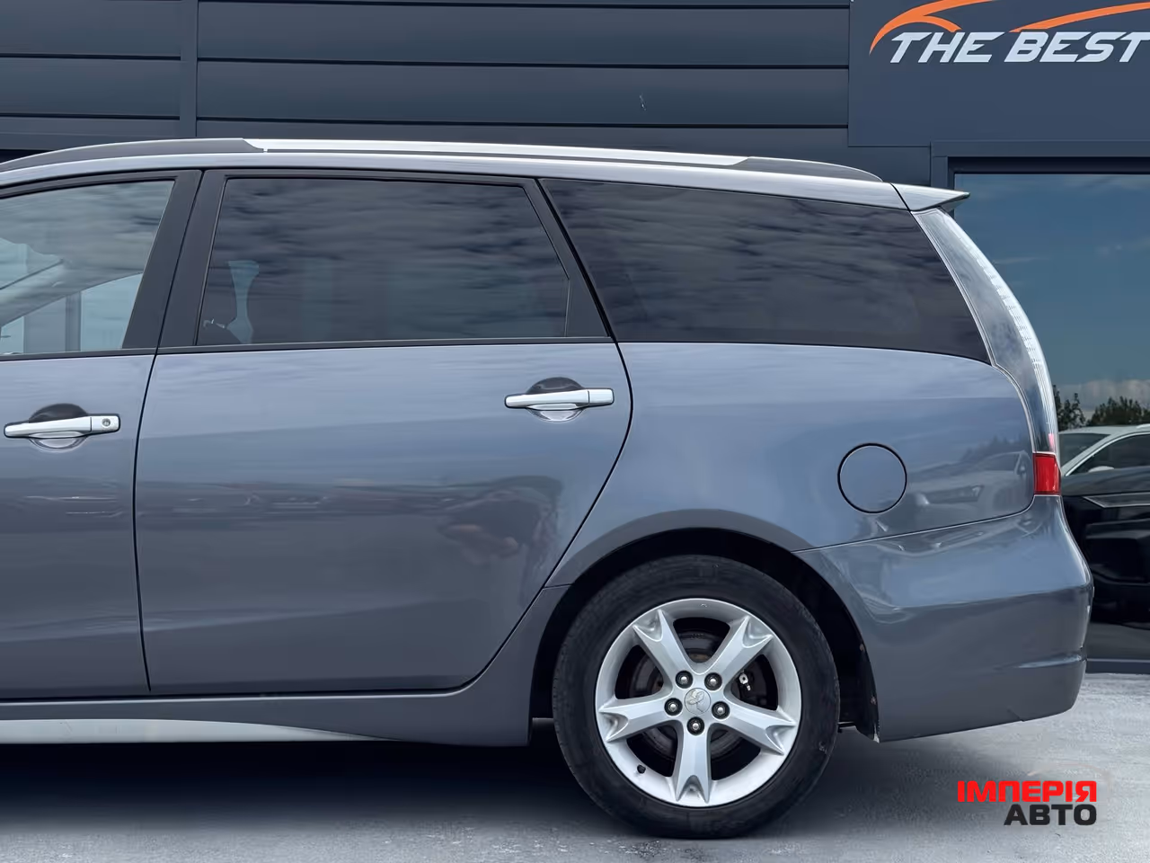 Mitsubishi Grandis - фото 13