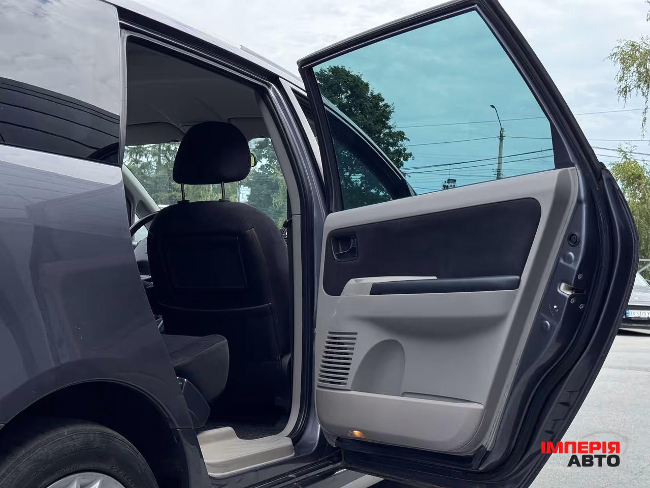 Mitsubishi Grandis - фото 45
