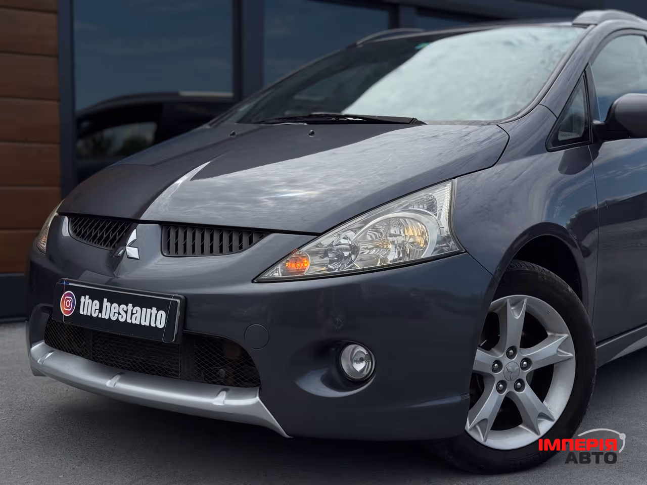 Mitsubishi Grandis - фото 3