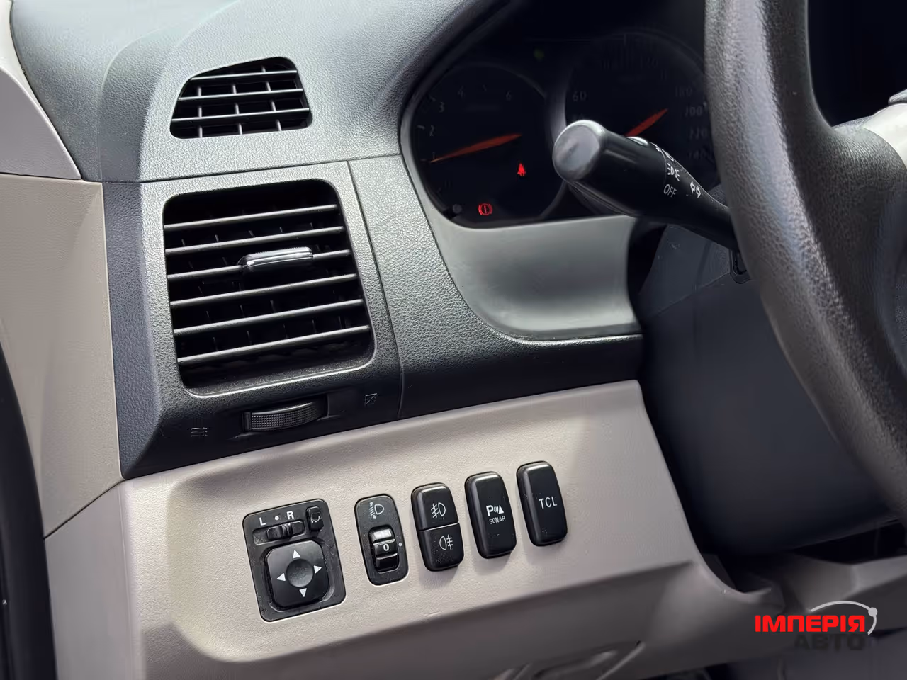 Mitsubishi Grandis - фото 27