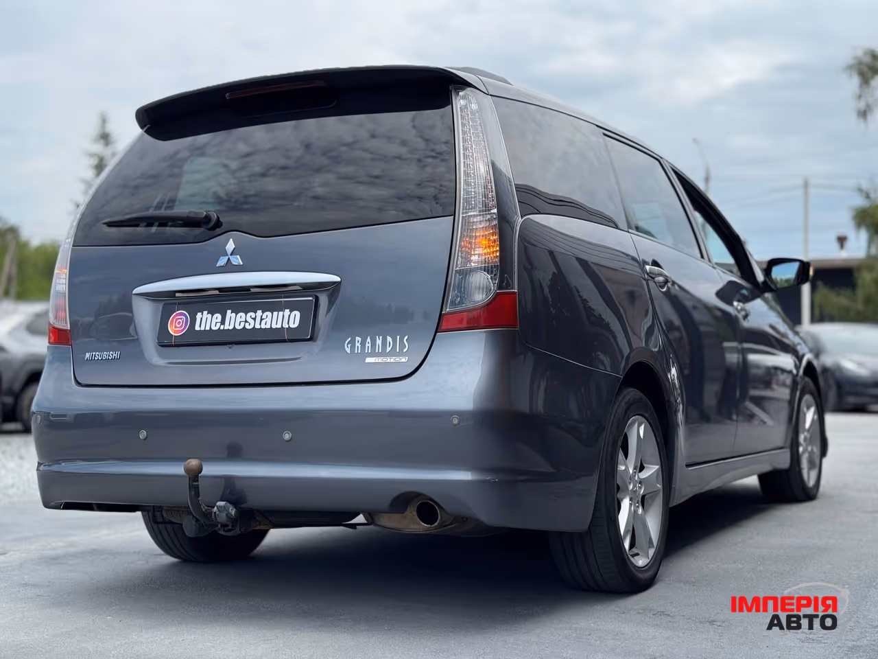 Mitsubishi Grandis - фото 15