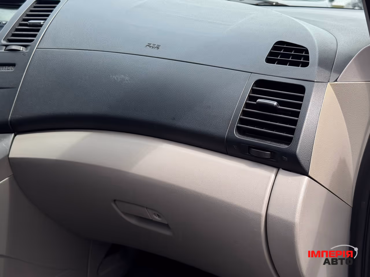Mitsubishi Grandis - фото 56