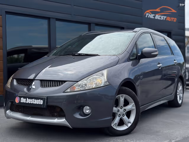 Mitsubishi Grandis - фото 1