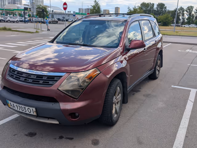 Suzuki XL7 - фото 1