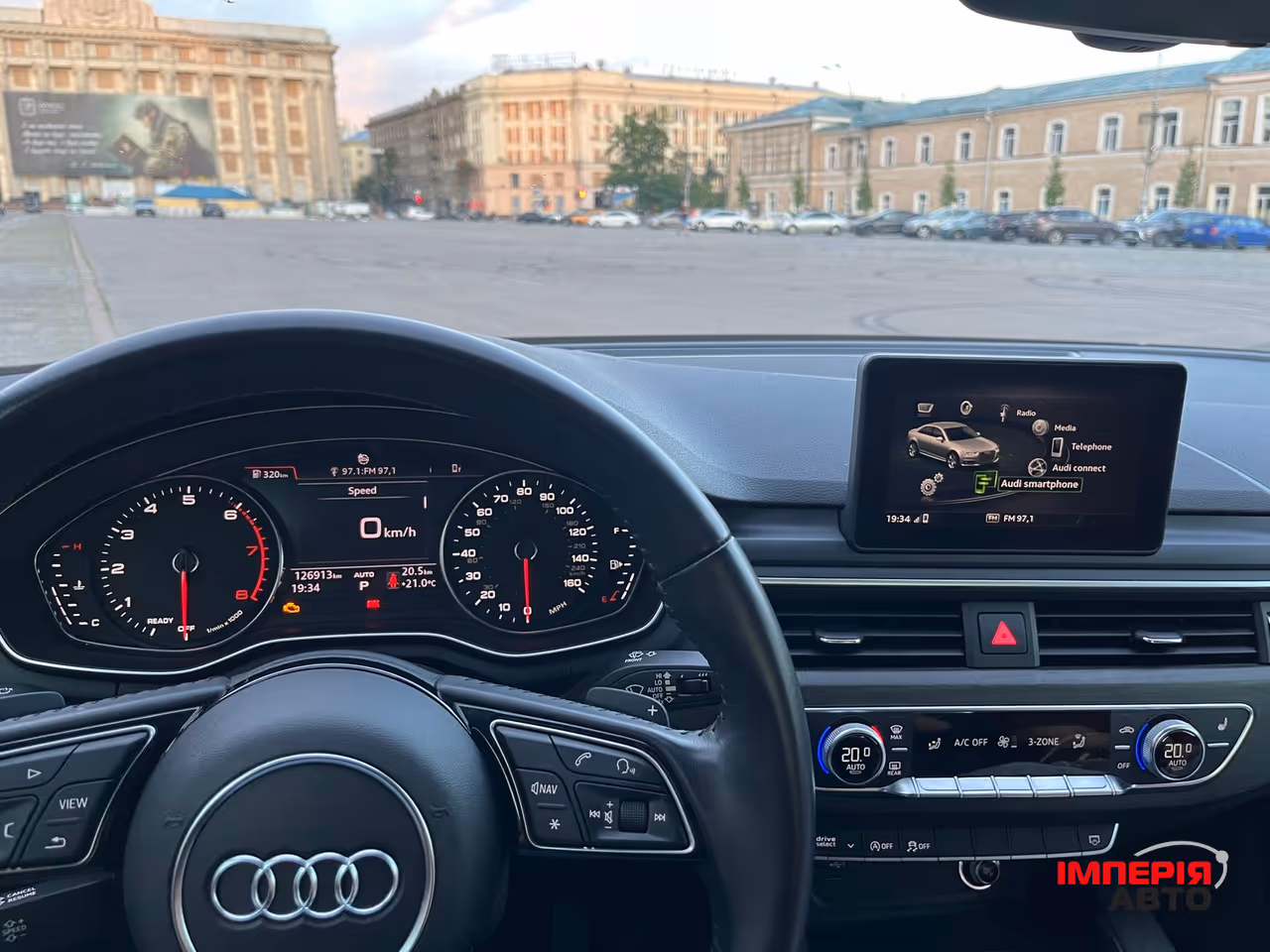 Audi A4 - фото 10