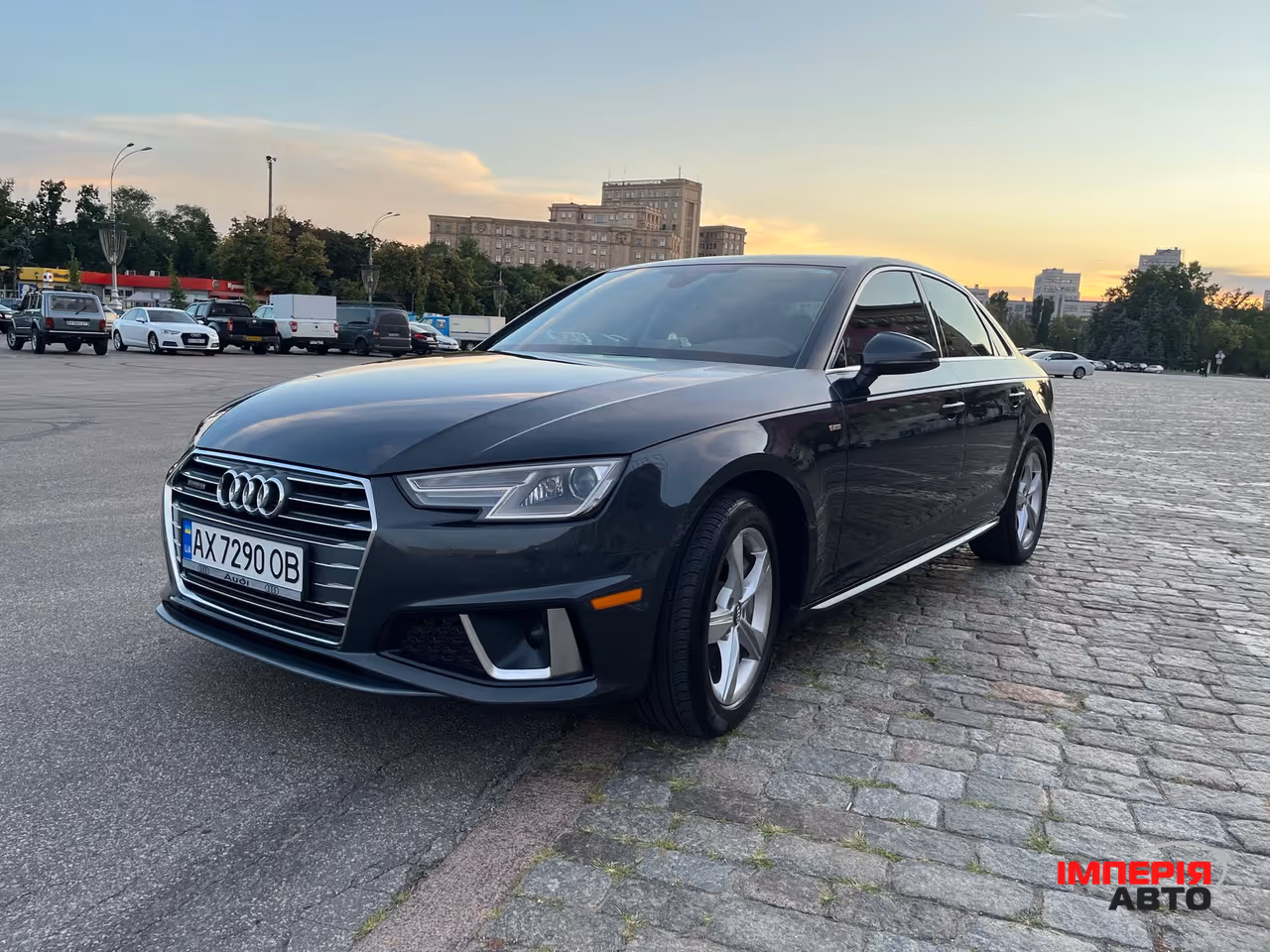Audi A4 - фото 3