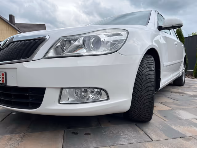 Skoda Octavia - фото 3