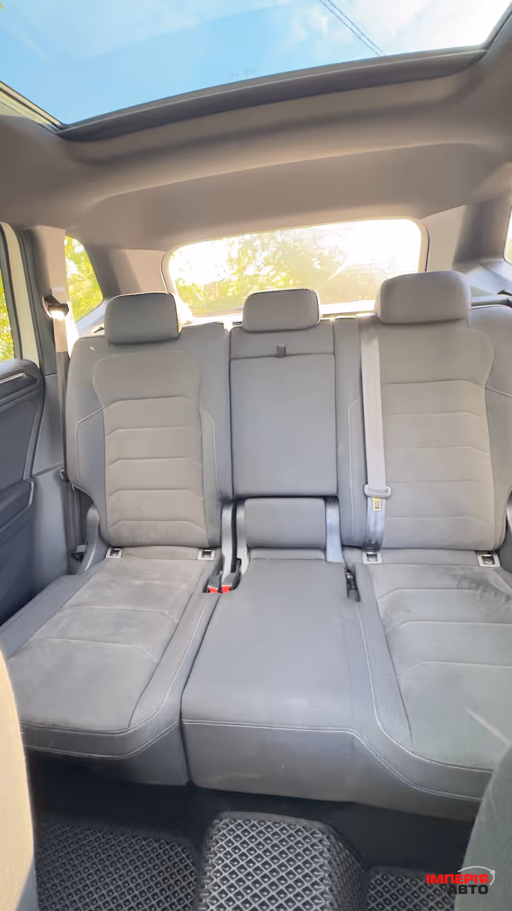 Volkswagen Tiguan - фото 9