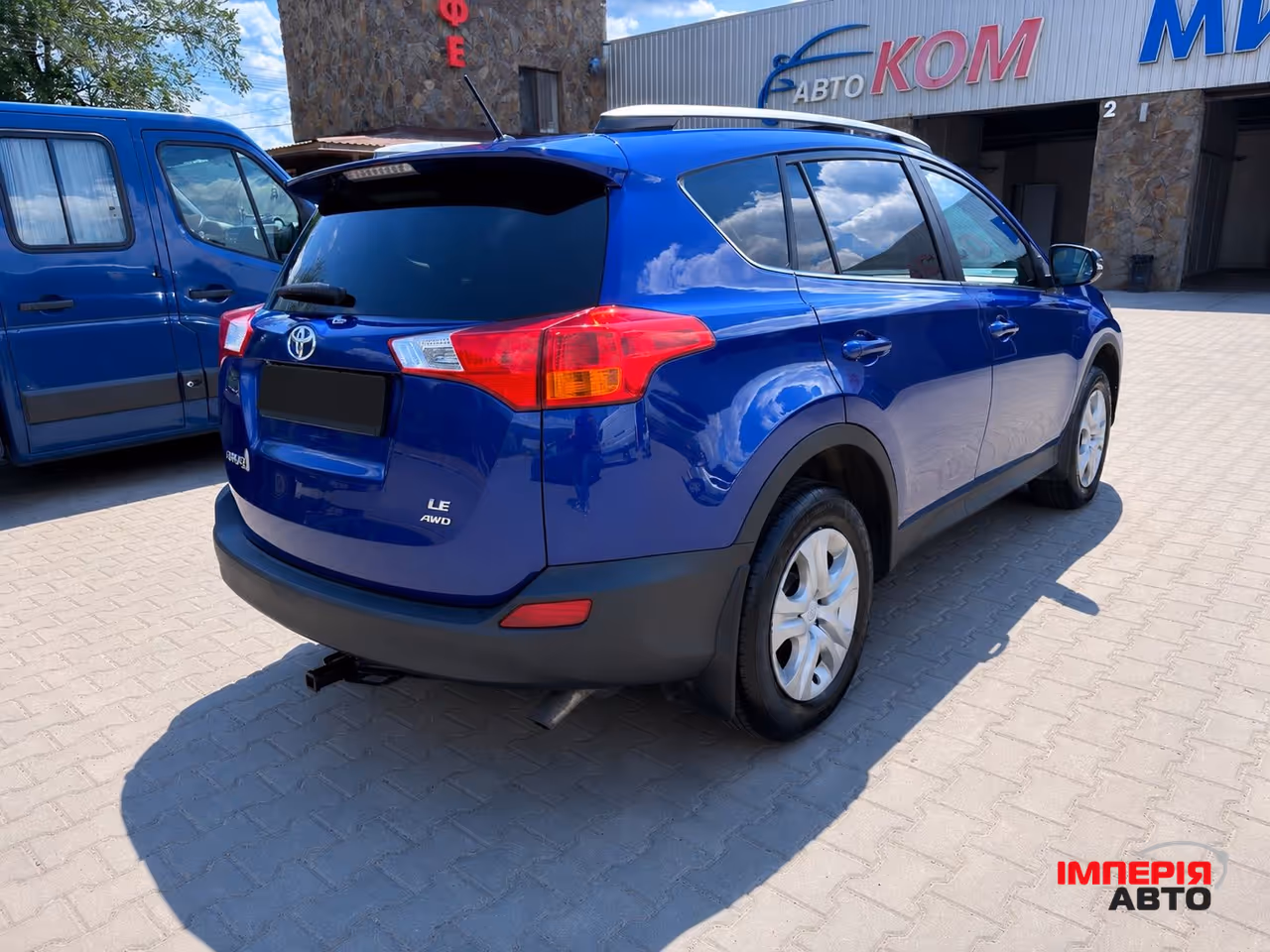 Toyota RAV4 - фото 3