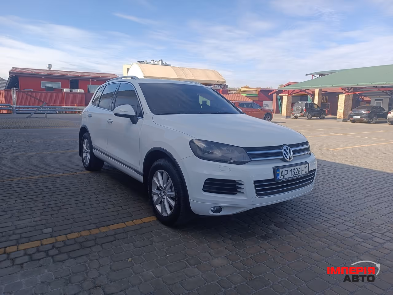 Volkswagen Touareg - фото 15