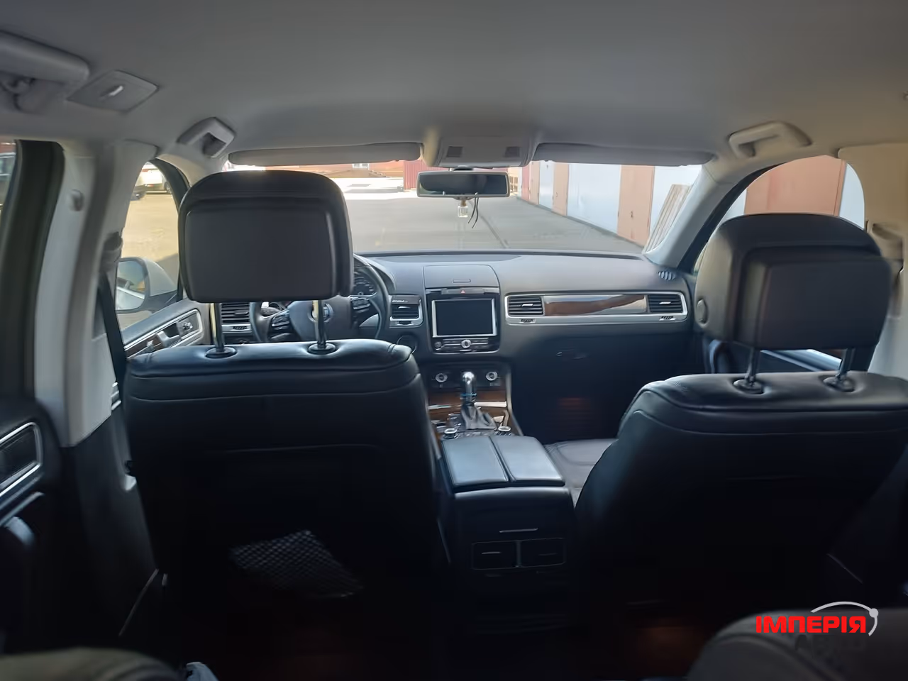 Volkswagen Touareg - фото 20