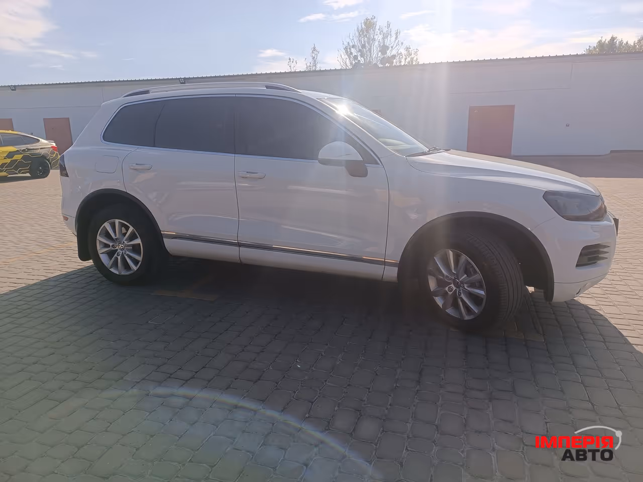 Volkswagen Touareg - фото 2