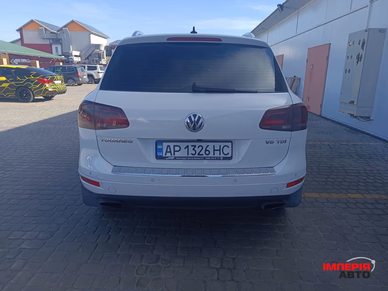 Volkswagen Touareg - фото 18