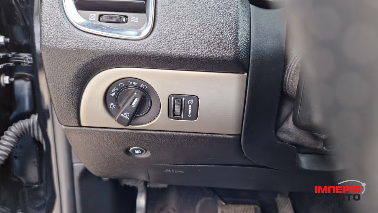 Dodge Durango - фото 13