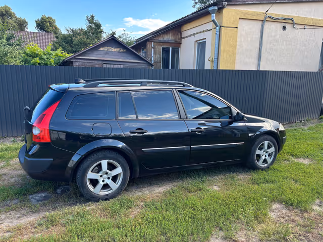 Renault Megane - фото 4