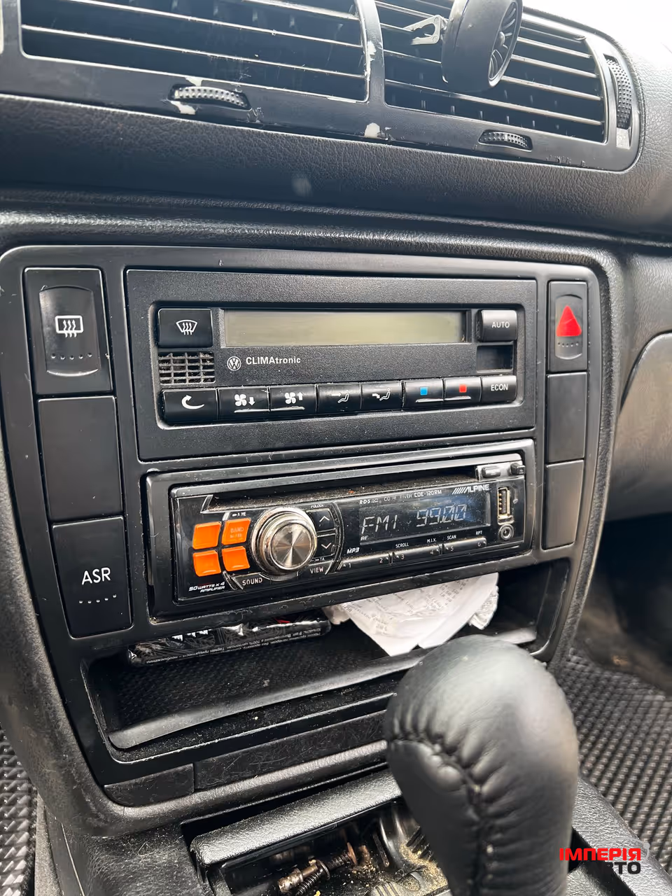 Volkswagen Passat - фото 17