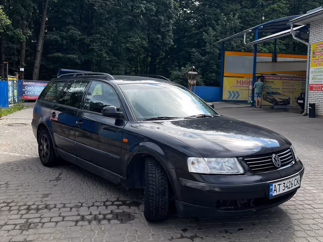 Volkswagen Passat - фото 1