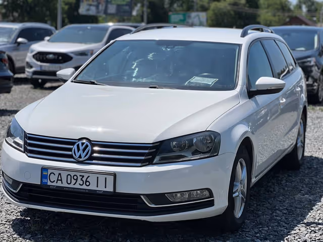 Volkswagen Passat - фото 2