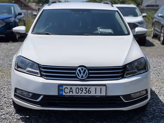 Volkswagen Passat - фото 1