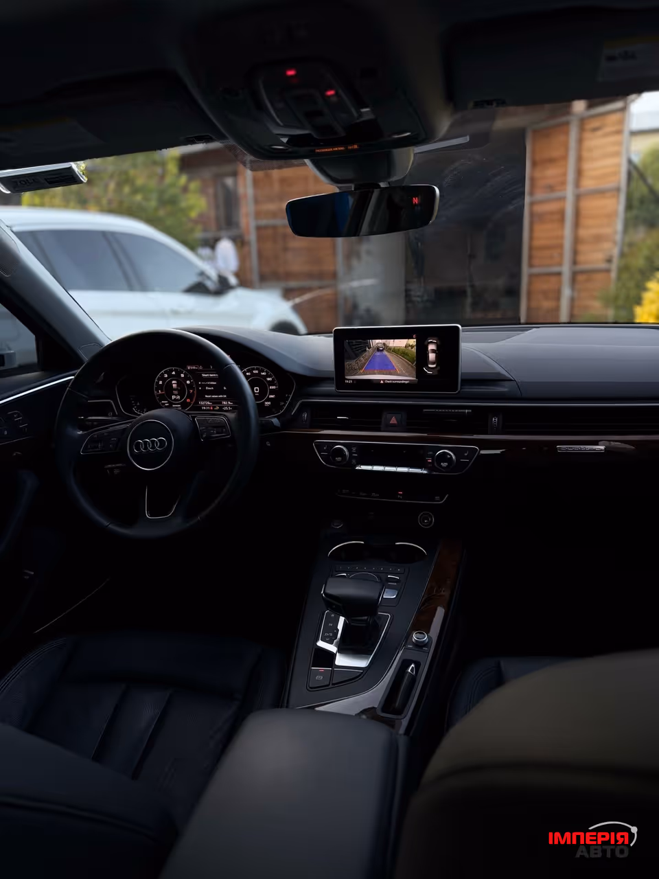 Audi A4 - фото 19