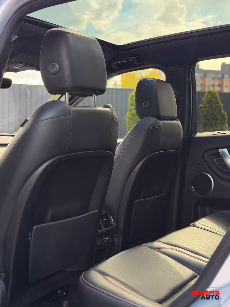 Land Rover Discovery Sport - фото 9