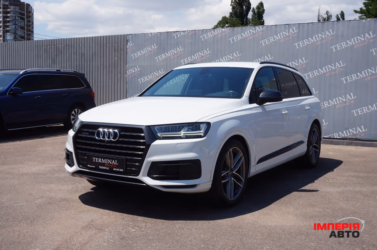 Audi Q7 - фото 2