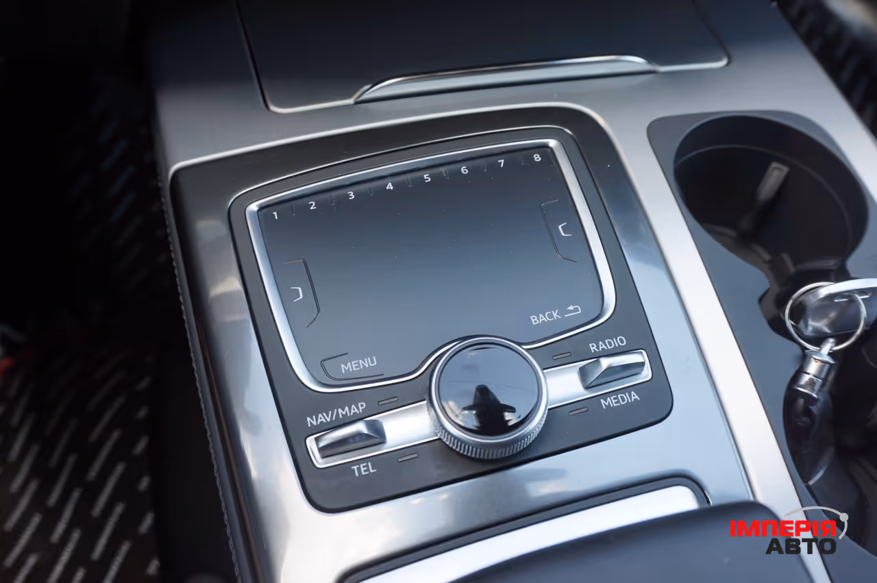 Audi Q7 - фото 73