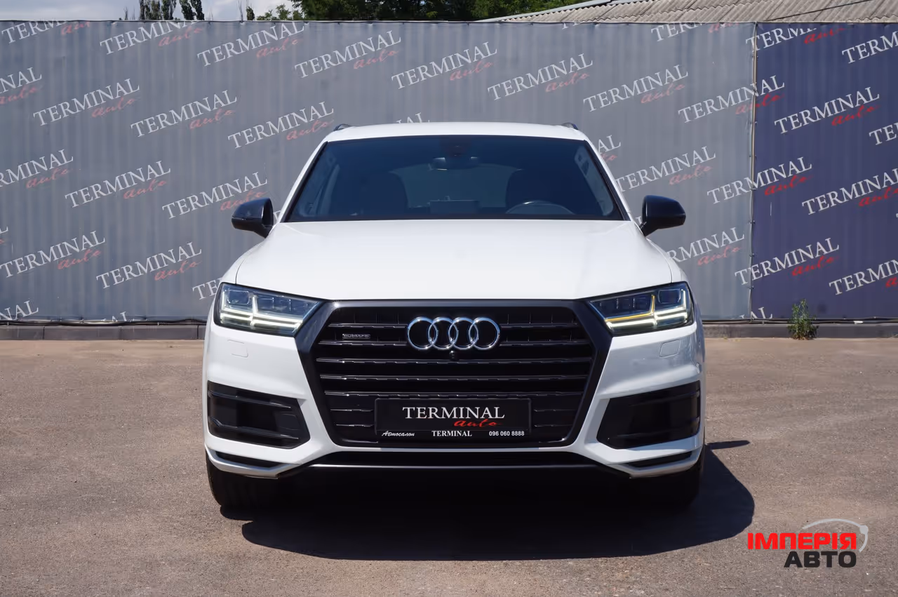 Audi Q7 - фото 3