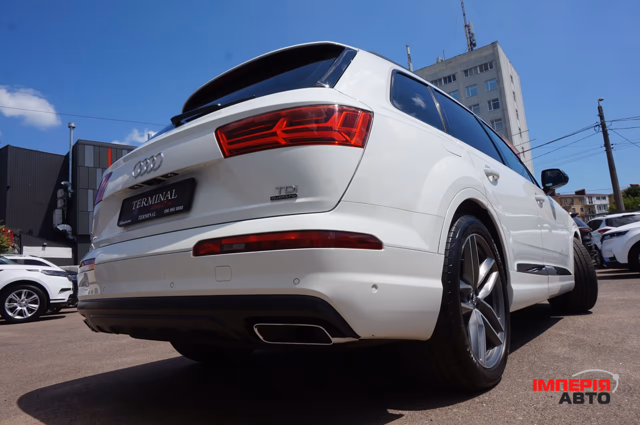 Audi Q7 - фото 82