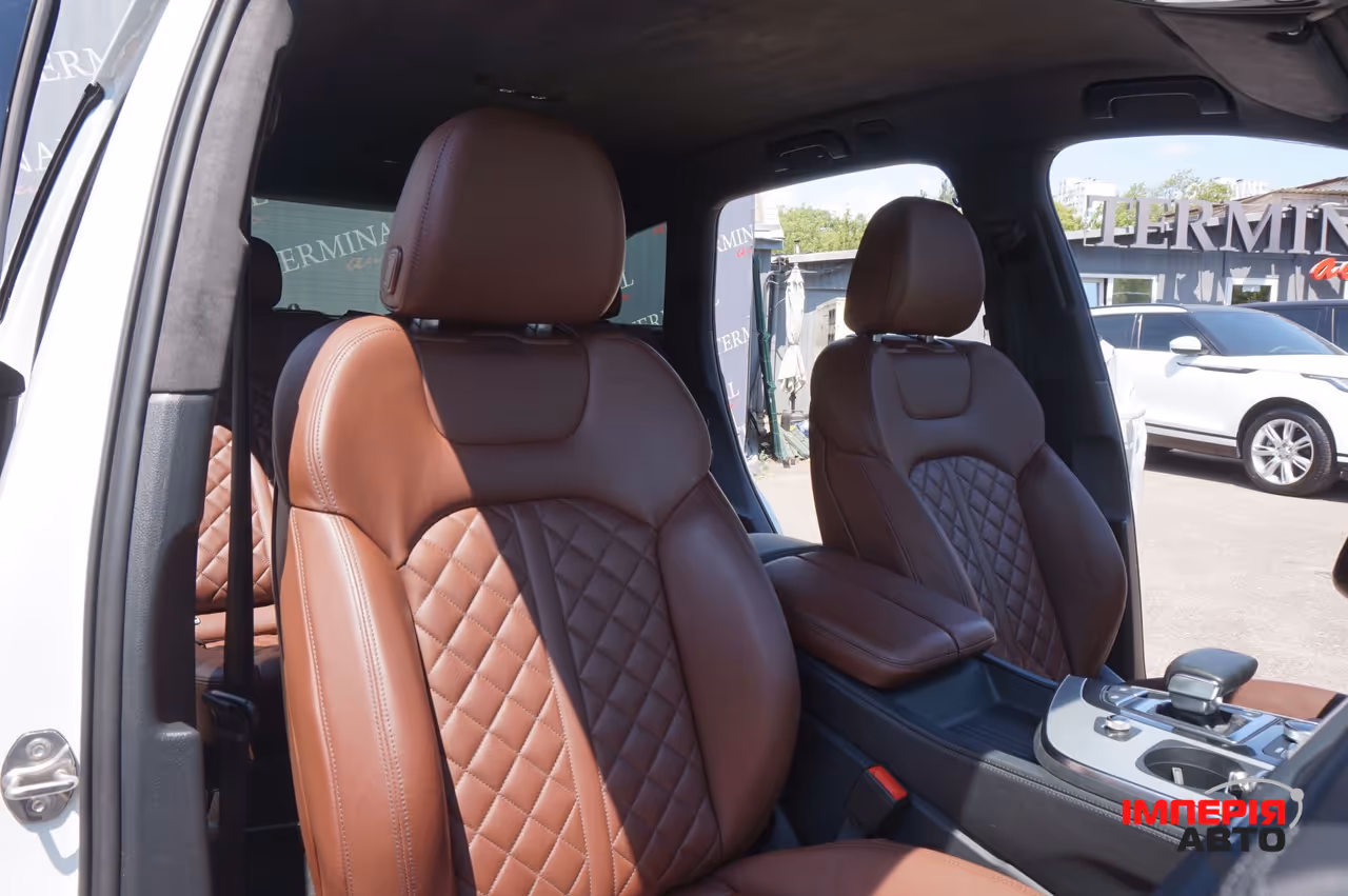 Audi Q7 - фото 41