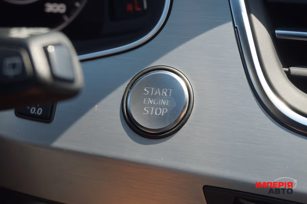 Audi Q7 - фото 57