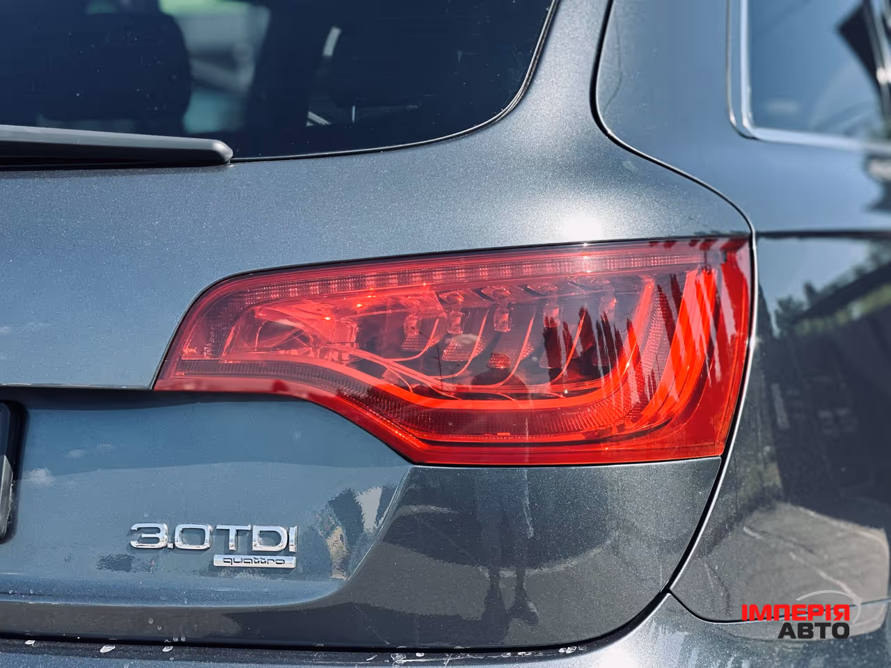 Audi Q7 - фото 11