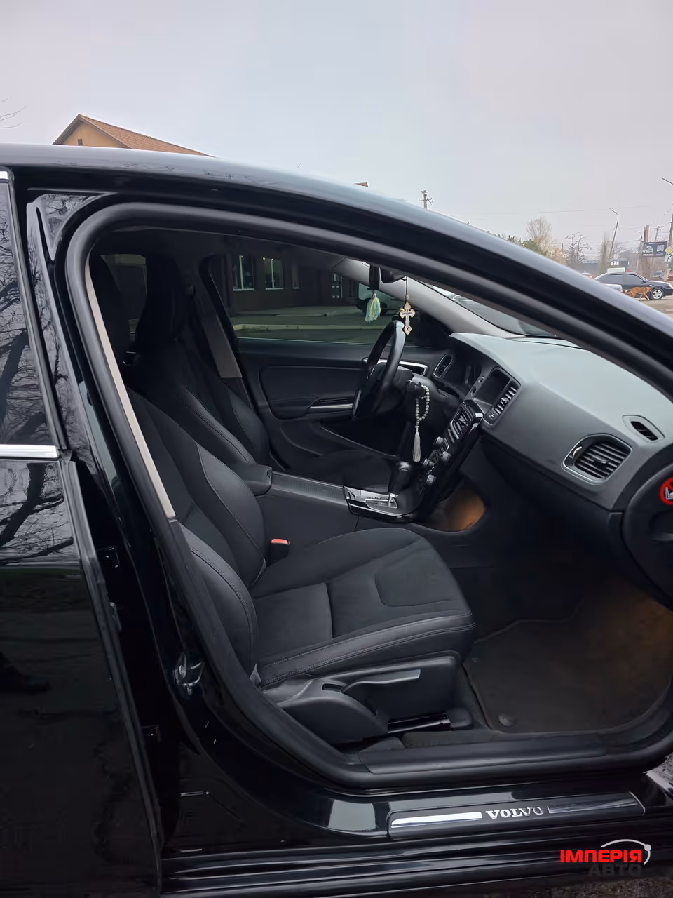 Volvo S60 - фото 13