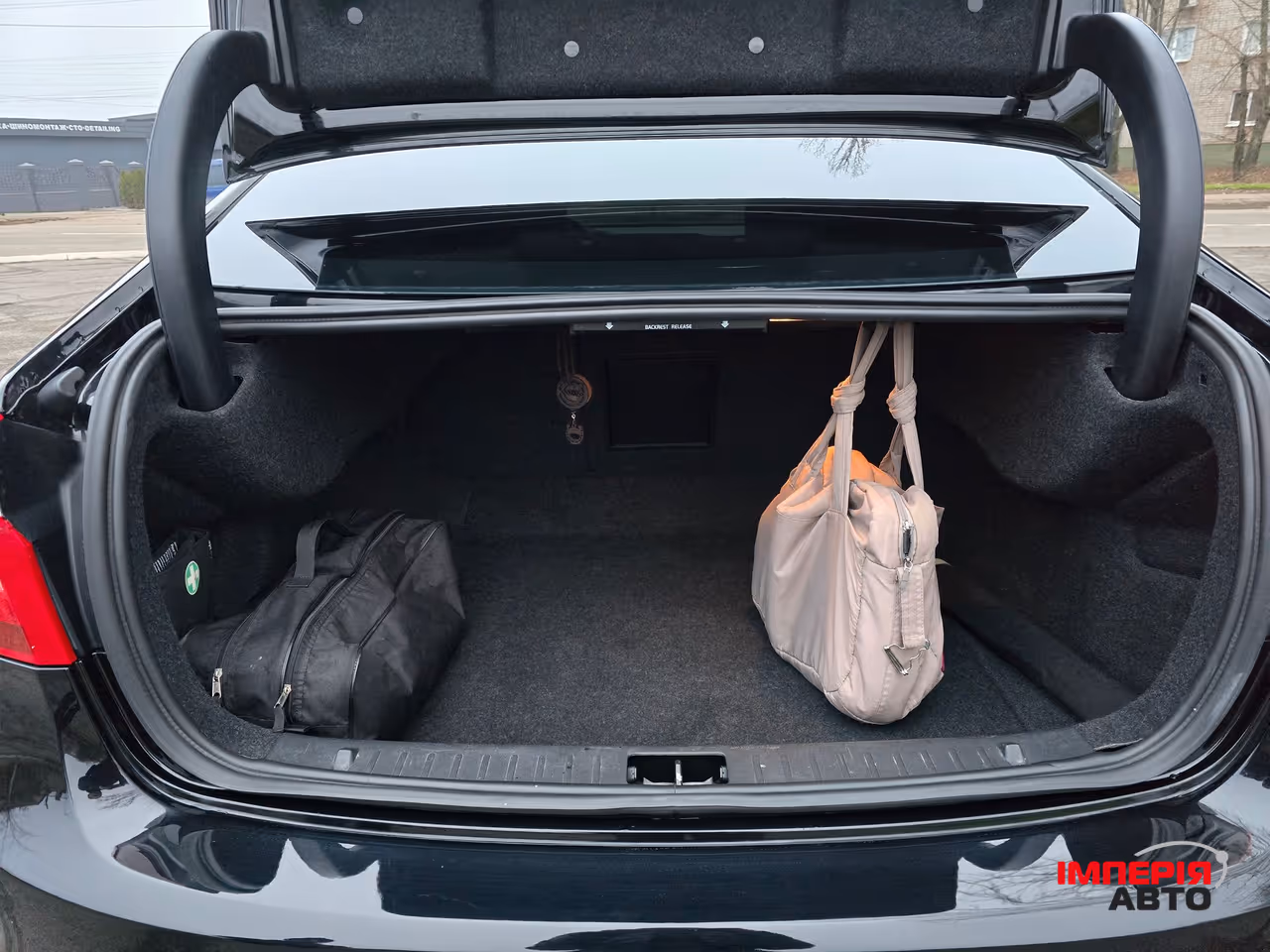 Volvo S60 - фото 11