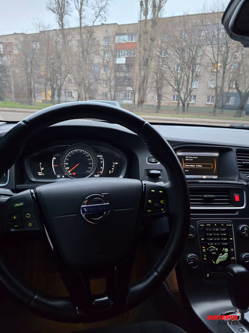 Volvo S60 - фото 17